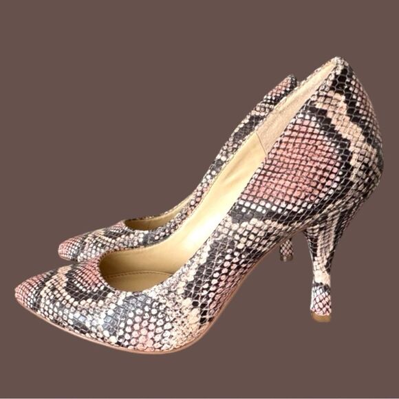 Vince Camuto Snakeskin Leather Heels Size 6 - Picture 1 of 14